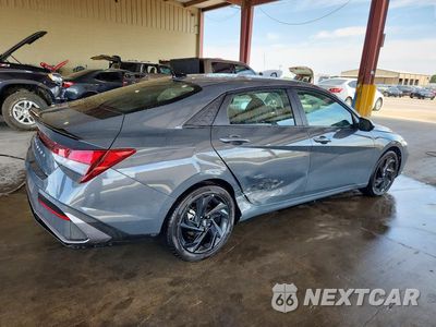 Trzecie zdjęcie samochodu z tyłu: 2026 HYUNDAI ELANTRA SEL SPORT VIN:KMHLM4DG5TU218041 - miniatura