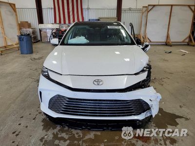 Piąte zdjęcie samochodu w środku: 2025 TOYOTA CAMRY XLE VIN:4T1DAACKXSU618757 - miniatura