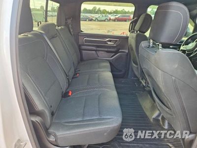 Zdjęcie 10 z 12 samochodu: 2019 RAM 1500 BIG HORN/LONE STAR VIN:1C6RREFT9KN793260 - miniatura