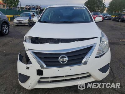 Piąte zdjęcie samochodu w środku: 2017 NISSAN VERSA 1.6 SV VIN:3N1CN7AP3HK441079 - miniatura