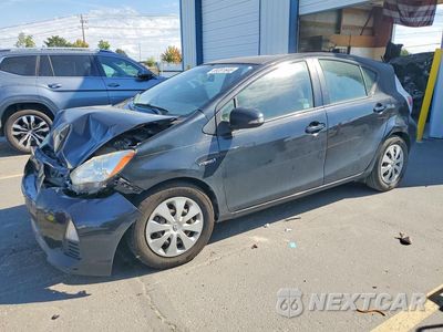 2013 TOYOTA PRIUS C TWO JTDKDTB39D1047145 - główne zdjęcie licytacji z USA - miniatura