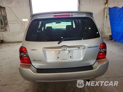 Zdjęcie 6 z 13 samochodu: 2005 TOYOTA HIGHLANDER BASE VIN:JTEEP21A450127972 - miniatura