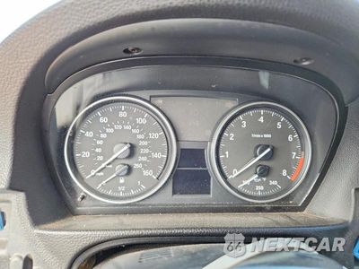 Zdjęcie 9 z 12 samochodu: 2009 BMW 335 I VIN:WBAWL73529P473806 - miniatura