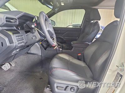 Zdjęcie 7 z 12 samochodu: 2025 TOYOTA 4RUNNER TRD PRO HV VIN:JTEVB5BR4S5025476 - miniatura