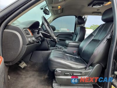 Zdjęcie 7 z 13 samochodu: 2011 CHEVROLET TAHOE K1500 LT VIN:1GNSKBE08BR167266 - miniatura