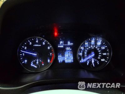 Zdjęcie 9 z 13 samochodu: 2017 HYUNDAI ELANTRA SE VIN:5NPD74LF8HH193369 - miniatura