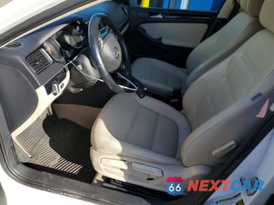 Zdjęcie 7 z 12 samochodu: 2016 VOLKSWAGEN JETTA SEL VIN:3VWL17AJ3GM203821 - miniatura
