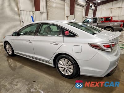 Drugie zdjęcie samochodu z przodu: 2017 HYUNDAI SONATA HYBRID SE VIN:KMHE24L15HA054567 - miniatura