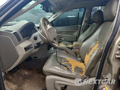 Zdjęcie 7 z 14 samochodu: 2005 JEEP GRAND CHEROKEE LAREDO VIN:1J8HS48N35C574773 - miniatura