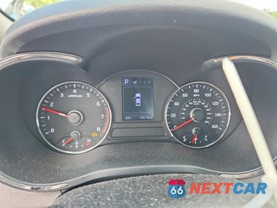 Zdjęcie 9 z 12 samochodu: 2018 KIA FORTE LX VIN:3KPFL4A71JE283778 - miniatura