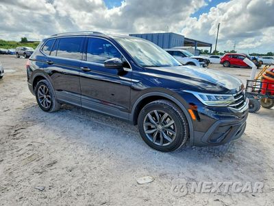 Czwarte zdjęcie samochodu z boku: 2022 VOLKSWAGEN TIGUAN SE VIN:3VV3B7AX3NM148189 - miniatura