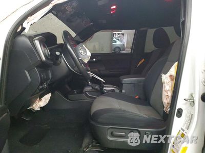 Zdjęcie 7 z 13 samochodu: 2020 TOYOTA TACOMA TRD OFF-ROAD VIN:3TMCZ5AN0LM334296 - miniatura