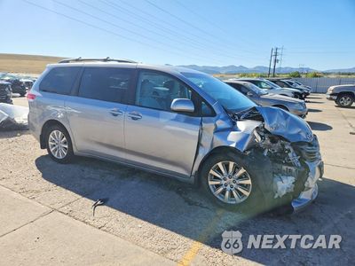 Czwarte zdjęcie samochodu z boku: 2013 TOYOTA SIENNA LE VIN:5TDJK3DC2DS067769 - miniatura