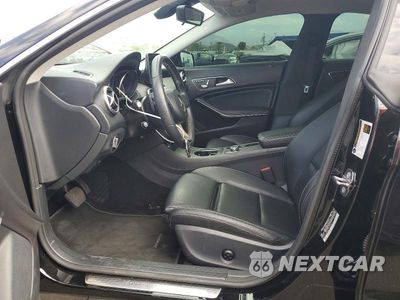 Zdjęcie 7 z 12 samochodu: 2018 MERCEDES-BENZ CLA 250 VIN:WDDSJ4EB2JN689671 - miniatura