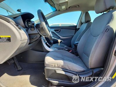 Zdjęcie 7 z 12 samochodu: 2013 HYUNDAI ELANTRA GLS VIN:5NPDH4AEXDH342673 - miniatura