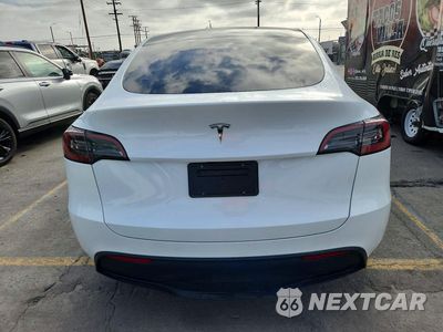Zdjęcie 6 z 13 samochodu: 2024 TESLA MODEL Y VIN:7SAYGDED2RF035707 - miniatura