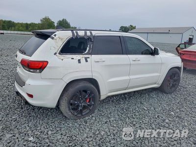 Trzecie zdjęcie samochodu z tyłu: 2015 JEEP GRAND CHEROKEE SRT-8 VIN:1C4RJFDJ7FC716864 - miniatura