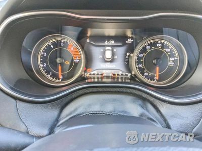 Zdjęcie 9 z 13 samochodu: 2019 JEEP CHEROKEE OVERLAND VIN:1C4PJMJN9KD173816 - miniatura
