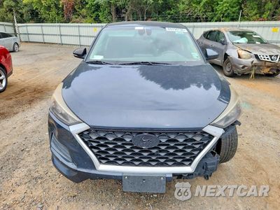Piąte zdjęcie samochodu w środku: 2019 HYUNDAI TUCSON SE VIN:KM8J23A47KU858137 - miniatura