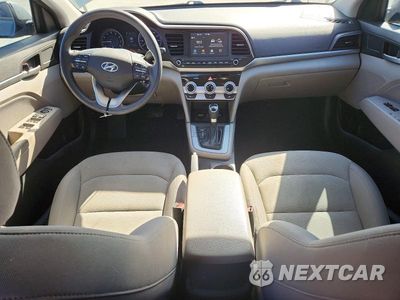 Zdjęcie 8 z 12 samochodu: 2019 HYUNDAI ELANTRA SEL VIN:KMHD84LF8KU745491 - miniatura