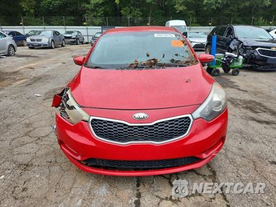 Piąte zdjęcie samochodu w środku: 2014 KIA FORTE LX VIN:KNAFX4A65E5188330 - miniatura