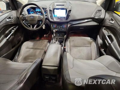 Zdjęcie 8 z 13 samochodu: 2017 FORD ESCAPE SE VIN:1FMCU9G98HUA11113 - miniatura