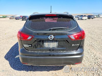 Zdjęcie 6 z 12 samochodu: 2018 NISSAN ROGUE SPORT SV VIN:JN1BJ1CRXJW283563 - miniatura