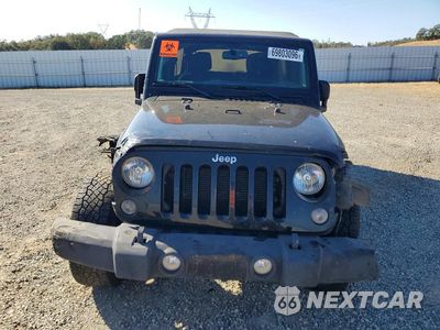 Piąte zdjęcie samochodu w środku: 2016 JEEP WRANGLER UNLIMITED SPORT VIN:1C4BJWDGXGL260415 - miniatura