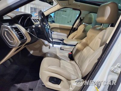 Zdjęcie 7 z 13 samochodu: 2016 LAND ROVER RANGE ROVER SPORT SE VIN:SALWG2VF3GA651960 - miniatura