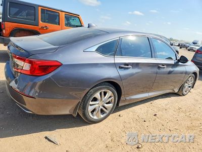 Trzecie zdjęcie samochodu z tyłu: 2018 HONDA ACCORD LX VIN:1HGCV1F11JA076005 - miniatura
