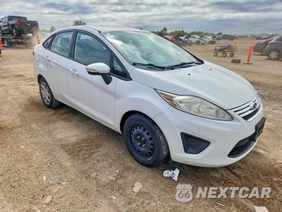 Czwarte zdjęcie samochodu z boku: 2013 FORD FIESTA SE VIN:3FADP4BJXDM219180 - miniatura