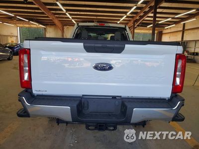 Zdjęcie 6 z 12 samochodu: 2025 FORD F350 SUPER DUTY VIN:1FT8W3BAXSED59872 - miniatura
