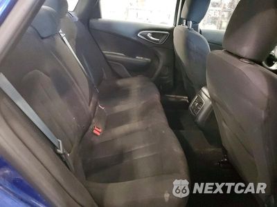 Zdjęcie 10 z 12 samochodu: 2015 CHRYSLER 200 LIMITED VIN:1C3CCCAB9FN654064 - miniatura