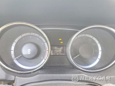Zdjęcie 9 z 13 samochodu: 2011 HYUNDAI SONATA SE VIN:5NPEC4AC9BH013056 - miniatura