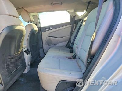 Zdjęcie 11 z 13 samochodu: 2020 HYUNDAI TUCSON SEL VIN:KM8J33ALXLU140491 - miniatura
