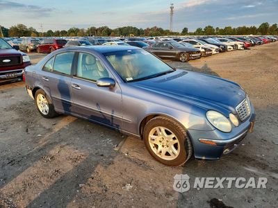 Czwarte zdjęcie samochodu z boku: 2005 MERCEDES-BENZ E 320 VIN:WDBUF65J65A664727 - miniatura