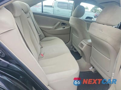 Zdjęcie 10 z 12 samochodu: 2007 TOYOTA CAMRY LE VIN:4T1BE46K47U184108 - miniatura