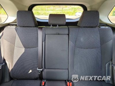 Zdjęcie 10 z 13 samochodu: 2019 TOYOTA RAV4 LE VIN:JTMLWRFV5KD026382 - miniatura