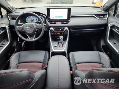 Zdjęcie 8 z 14 samochodu: 2025 TOYOTA RAV4 XSE VIN:JTMEB3FV0SD292491 - miniatura