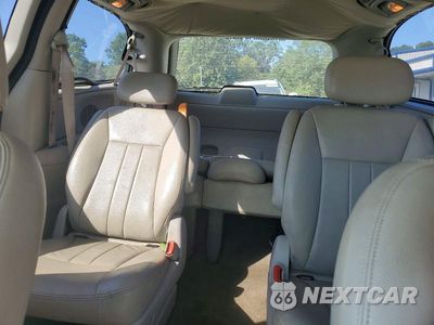 Zdjęcie 10 z 14 samochodu: 2005 CHRYSLER TOWN & COUNTRY TOURING VIN:2C4GP54L55R201952 - miniatura