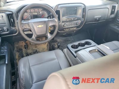 Zdjęcie 8 z 13 samochodu: 2018 CHEVROLET SILVERADO K3500 VIN:1GC4KYCG3JF198770 - miniatura
