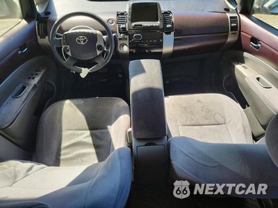 Zdjęcie 8 z 12 samochodu: 2005 TOYOTA PRIUS BASE VIN:JTDKB20U057040983 - miniatura