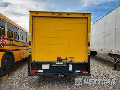 Zdjęcie 6 z 12 samochodu: 2012 GMC SAVANA BOX TRUCK VIN:1GD374CG2C1904564 - miniatura