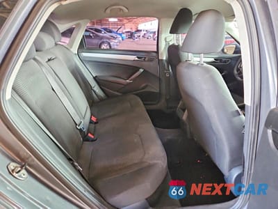 Zdjęcie 10 z 12 samochodu: 2016 VOLKSWAGEN PASSAT S VIN:1VWAT7A31GC064437 - miniatura