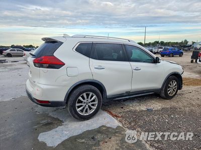 Trzecie zdjęcie samochodu z tyłu: 2018 NISSAN ROGUE SV VIN:KNMAT2MT5JP566014 - miniatura