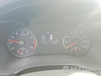 Zdjęcie 9 z 12 samochodu: 2018 KIA OPTIMA S VIN:5XXGT4L39JG238528 - miniatura