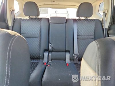 Zdjęcie 10 z 13 samochodu: 2018 NISSAN ROGUE S VIN:KNMAT2MT8JP558151 - miniatura