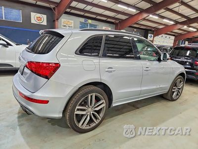 Trzecie zdjęcie samochodu z tyłu: 2016 AUDI SQ5 PRESTIGE VIN:WA1VCAFP6GA142827 - miniatura
