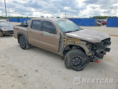 Czwarte zdjęcie samochodu z boku: 2023 NISSAN FRONTIER PRO-4X VIN:1N6ED1EK9PN628207 - miniatura