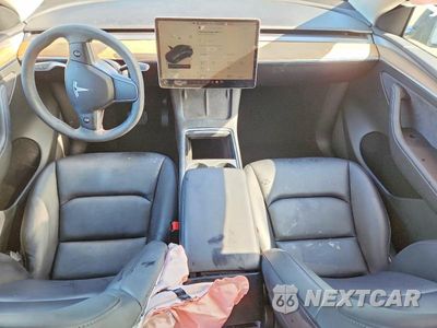 Zdjęcie 8 z 13 samochodu: 2023 TESLA MODEL Y VIN:7SAYGDEE1PF879520 - miniatura
